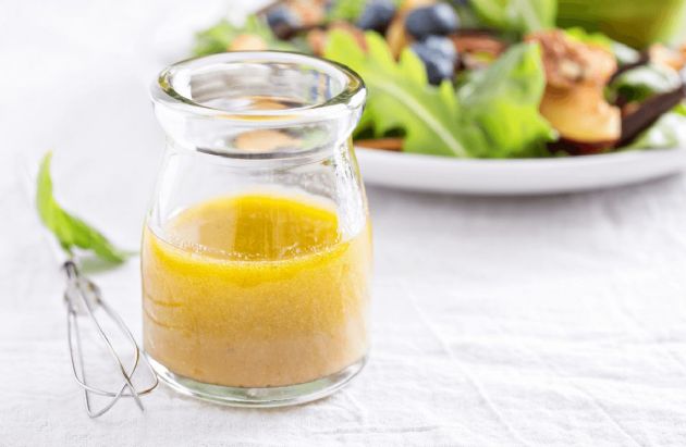 Olive Oil and Lemon Salad Dressing