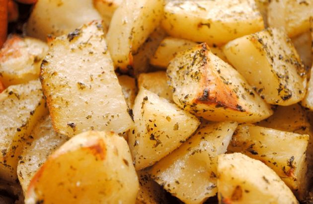 Oven-Roasted Potatoes with Italian Herbs