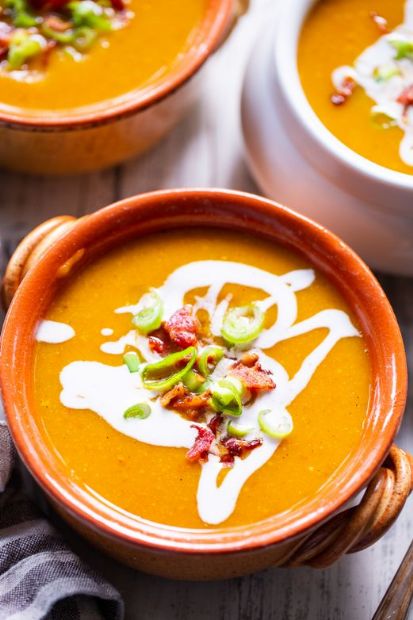 Paleo Running Momma Butternut Squash Soup w/Bacon & Apples