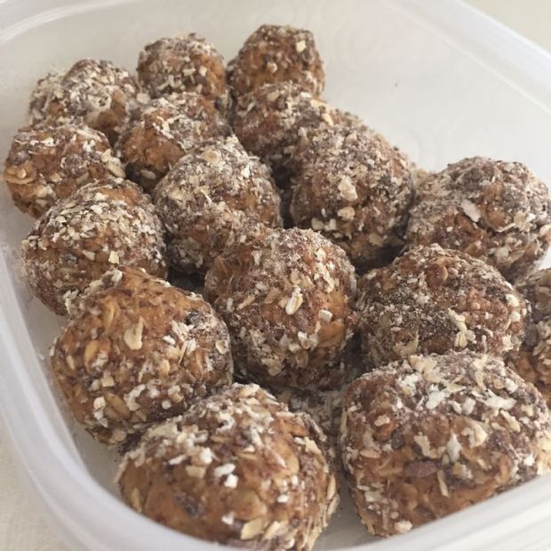 Peanut Butter Protein Balls