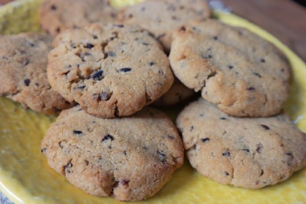 Peanut butter chocolate chip cookies