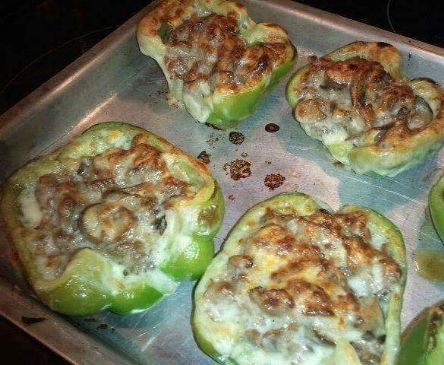 Philly cheesesteak stuffed peppers