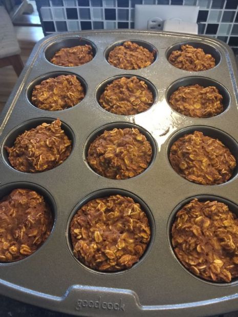 Pumpkin Pie Baked Oatmeal Cups