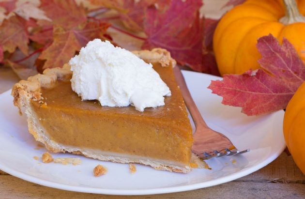 Pumpkin Pie with Crunchy Pumpkin Seed Crust 