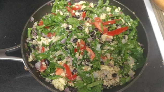 Quinoa Breakfast Scramble