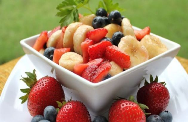 Red, White, and Blueberry Fruit Salad