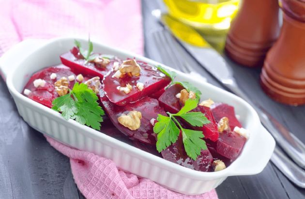 Roasted Beet Salad with Goat Cheese and Walnuts
