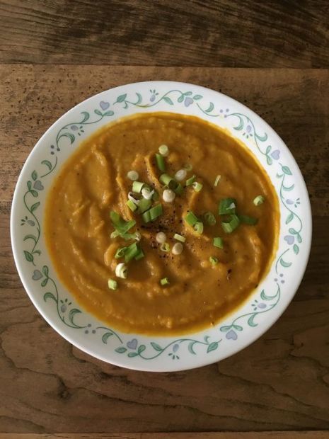 Roasted Garlic and Butternut Squash Soup