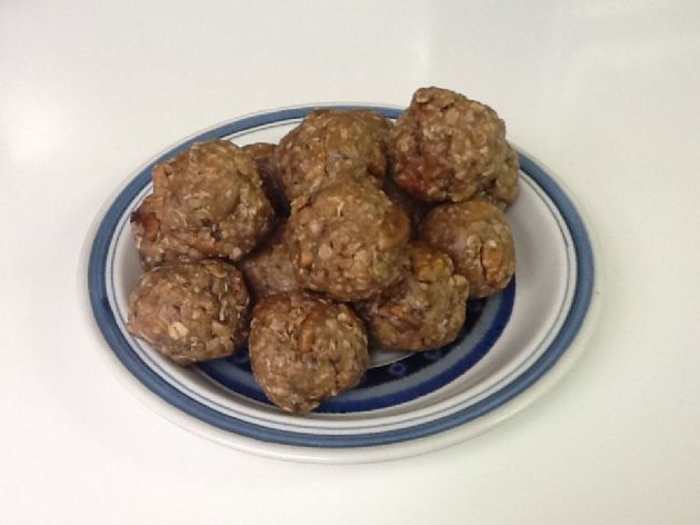 Sara's Chocolate PB Energy balls