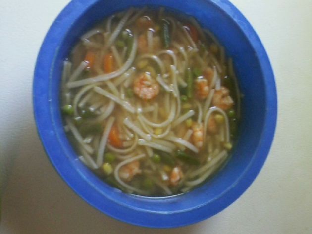 Shrimp noodle soup