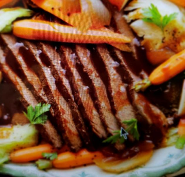 Slow Cooker Brisket & Veggies (CL adapted recipe)