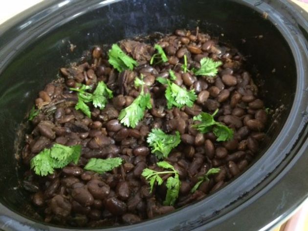 Slow Cooker Pinto Beans with Bacon