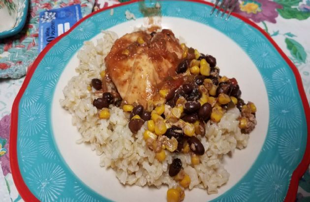 Slow Cooker Salsa Chicken