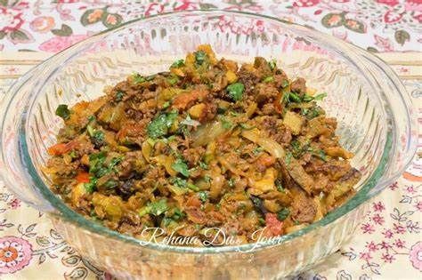 South Asian-Style Ground Beef, Potatoes, Peas and Bok Choy (Keema)