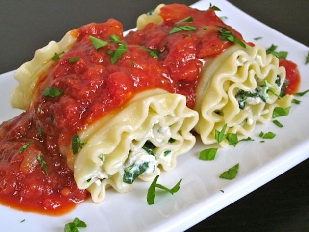 Sarah's Favorite Spinach Lasagna Roll Ups