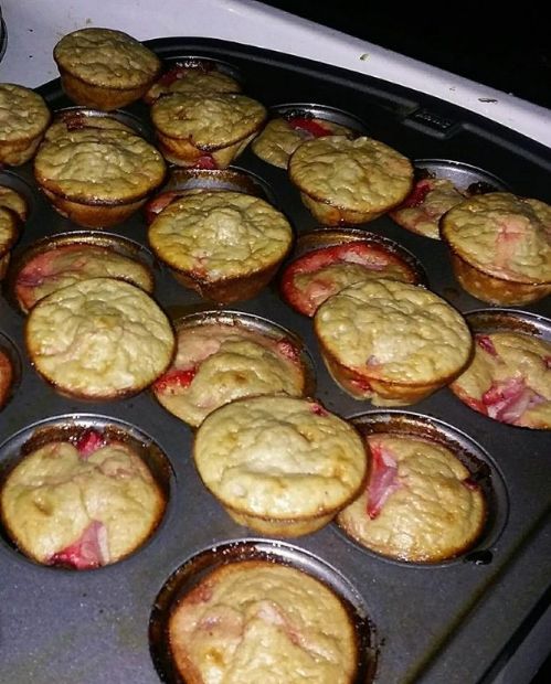 Strawberry Banana Mini-Muffins