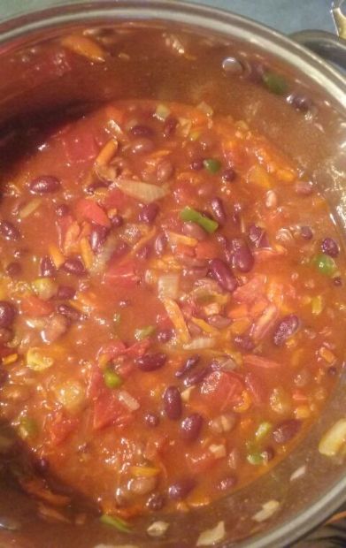 Vegetarian chili 3 can 330 cal