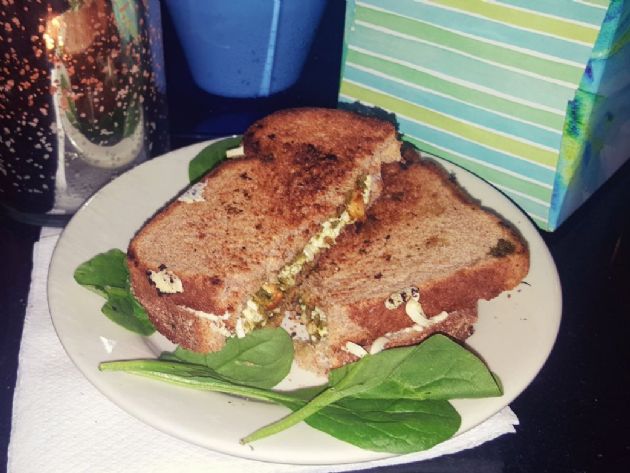 Whole Wheat Pesto Mozzarella Grilled Cheese (Vegan)