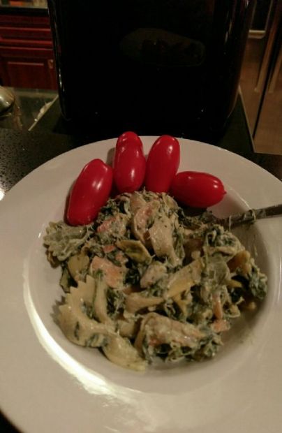 Spinach dipped seafood pasta salad