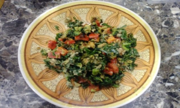 Scrambled Egg Kale Salad