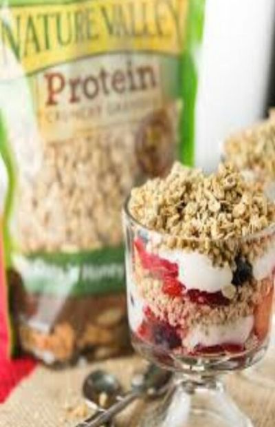 Homemade strawberry and granola Parfait