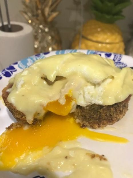 Low carb savory mug cake