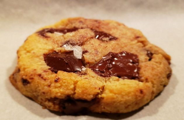 Brown Butter Keto Chocolate Chip Cookies