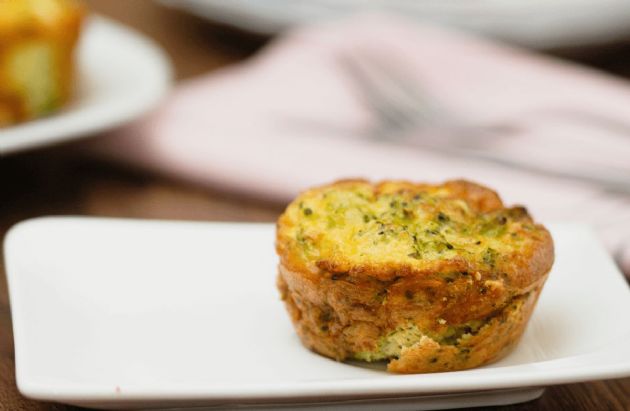 Quinoa Broccoli Cheese Fuffins