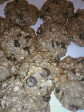 Banana Oatmeal Chip Cookies