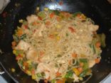 Chinese Noodle Stir-fry with Chicken