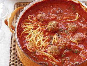 Spaghetti and meatball stoup 