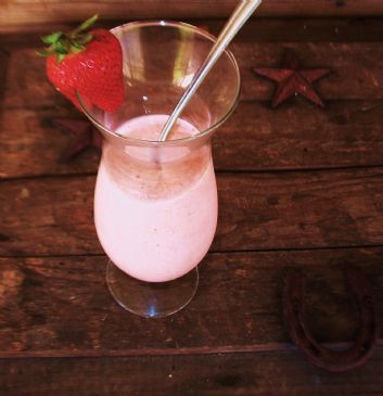 A LSSR:  'TOTAL' STRAWBERRY BANANA SMOOTHIE