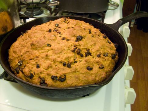 Irish Soda Bread with Raisins and Caraway 