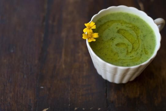 Creamy Spinach Zucchini Soup