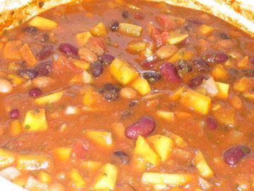 Pumpkin, Bean and Veggie Chili