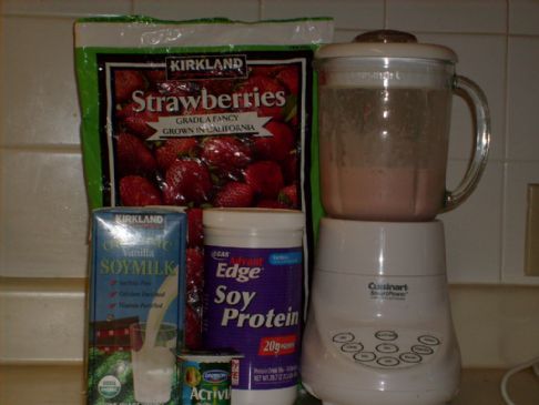 strawberry breakfast shake