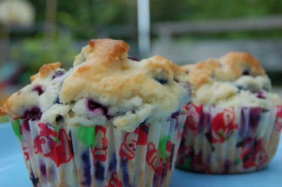 3 pt Moms  blueberry muffins