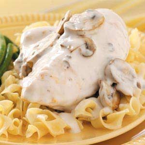 Creamy Yogurt Crockpot Chicken 