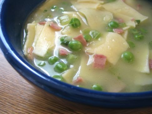 Pasta, Bacon and Peas in Broth