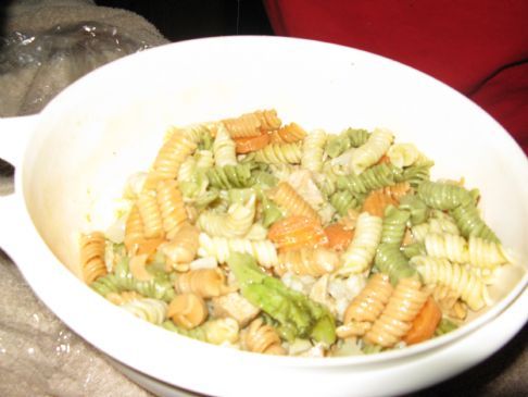 grilled chicken pasta salad