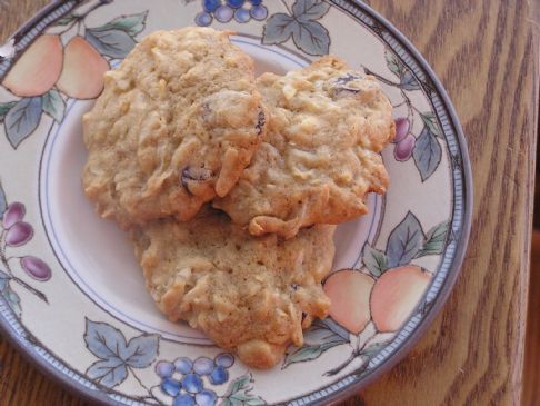 Whole Wheat White chocolate macademia nut cookies