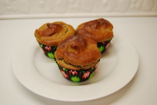 Low Carb & Gluten Free Cinnamon-Chia Muffins: Just 9.9 carbs and 183 calories!