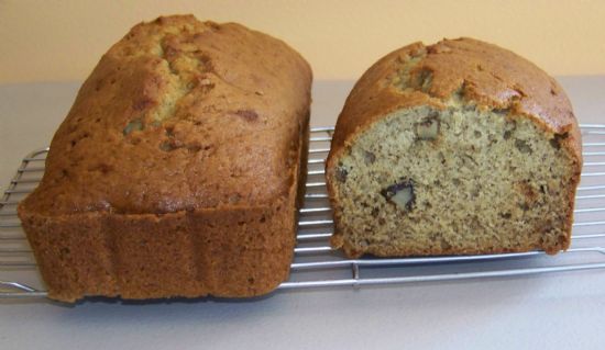 Anne's Banana Bread w/walnuts