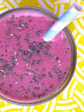 Banana Raspberry Chia Smoothie