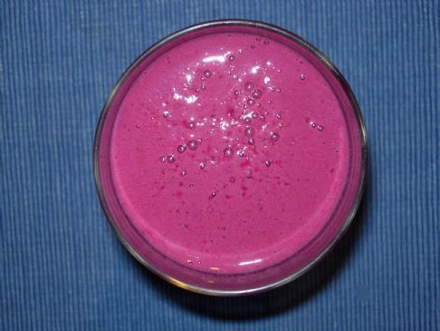 Beet Green Strawberry Yogurt Smoothie with Grapes