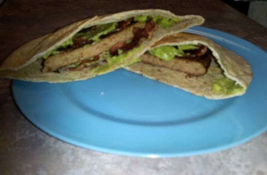 Bacon Guacamole Turkey Burger Pita