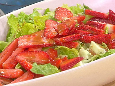 Green Salad with Strawberry Balsamic Vinaigrette