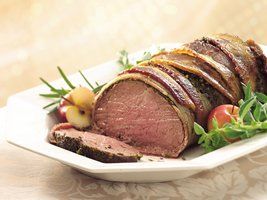 Bacon and Herb Crusted Beef Tenderloin **Low Carb