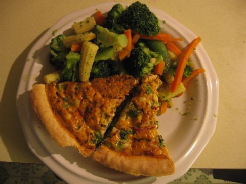 sundried tomato & broccoli quiche (losingjess)