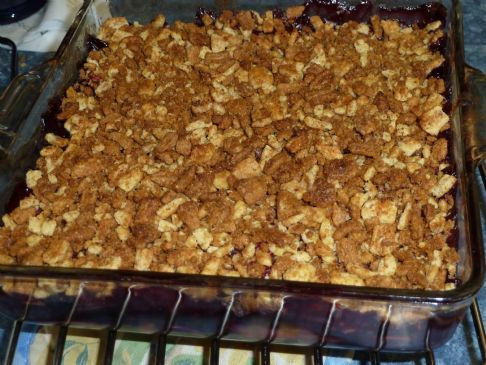 Apple and Berry Crisp with Fiber One Crunch